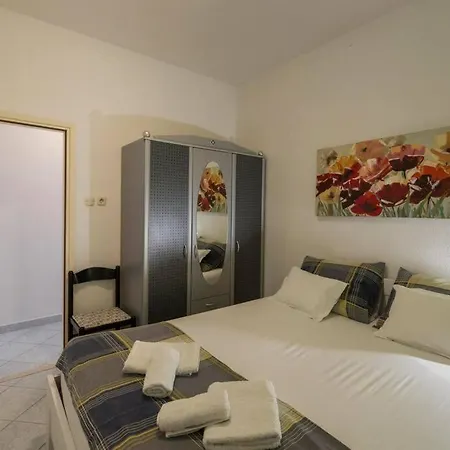 Apartment Ground Floor With Patio Zanki *